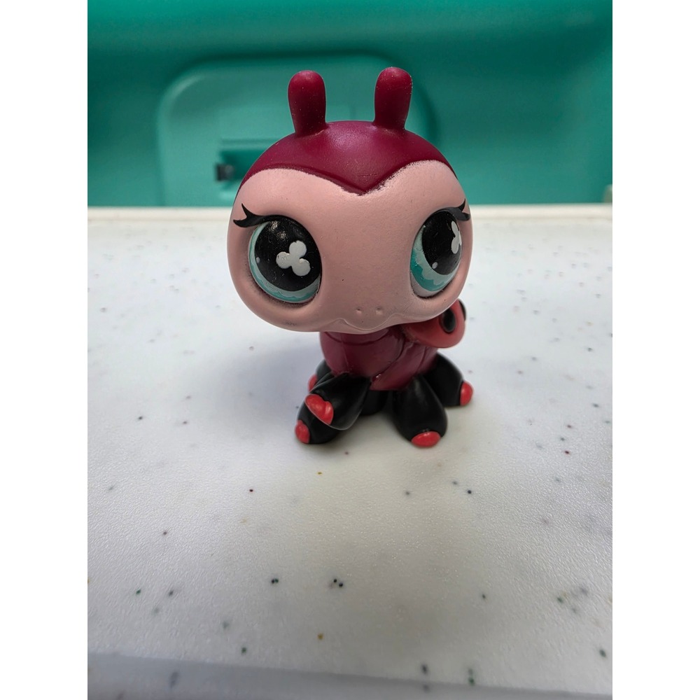 LPS Littlest Pet Shop Ladybug #629 Red and Black Collectable Figure Bug - Picture 2 of 12